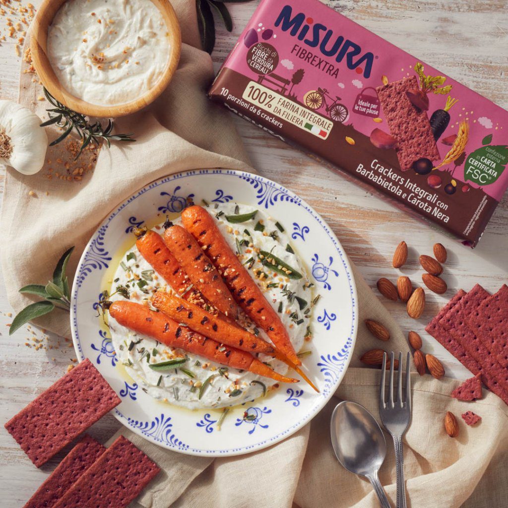 Formaggio allo yogurt fatto in casa, carote grigliate e Crackers Fibrextra  - Misura
